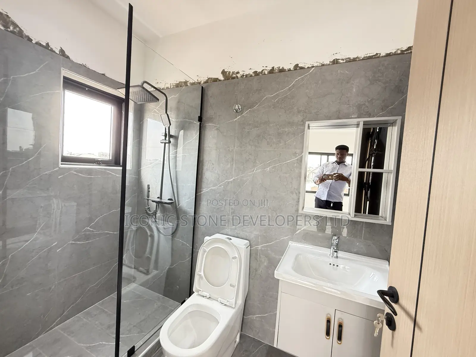 4bdrm House in Ashaley Botwe Little for sale