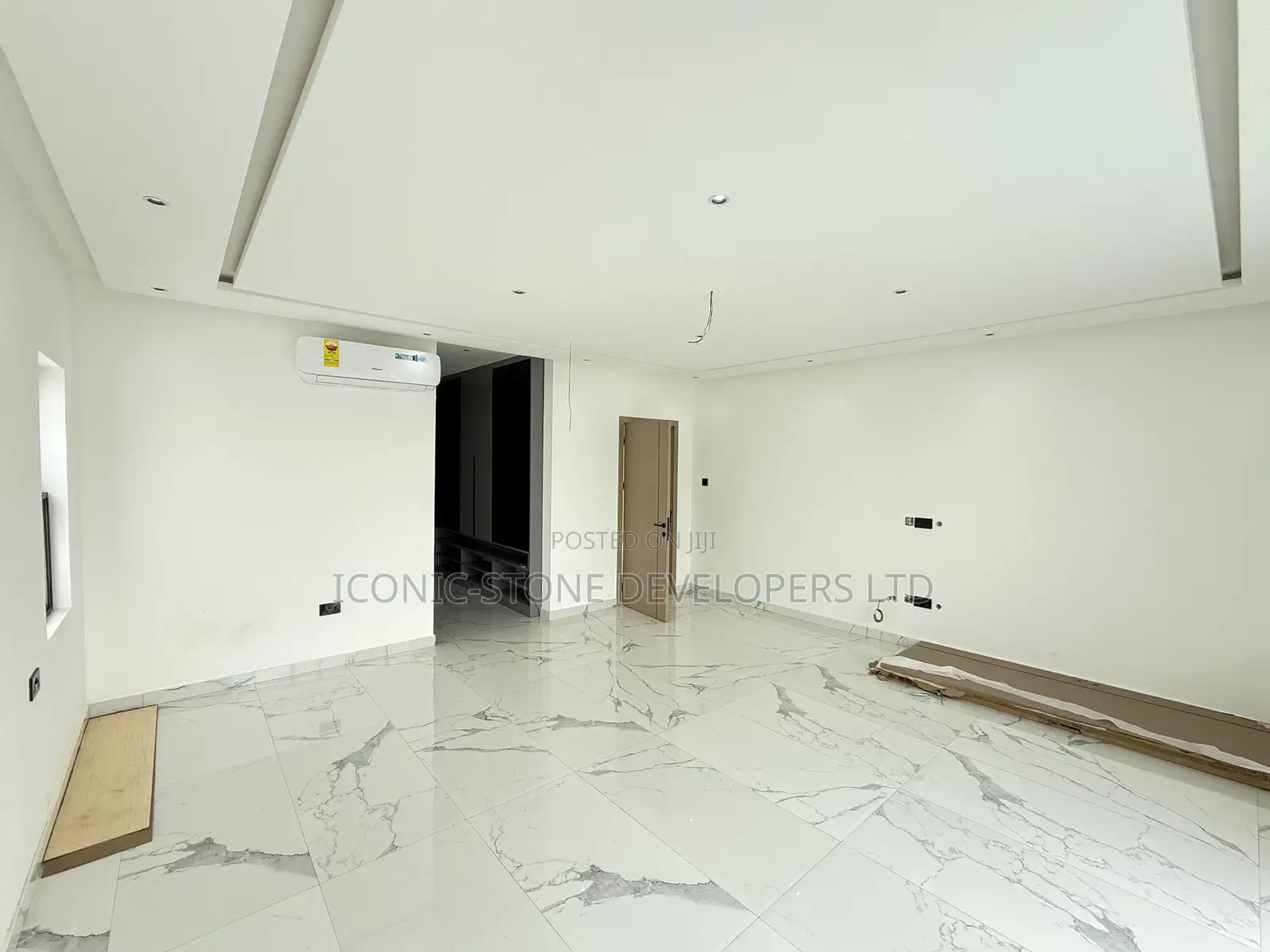 4bdrm House in Ashaley Botwe Little for sale