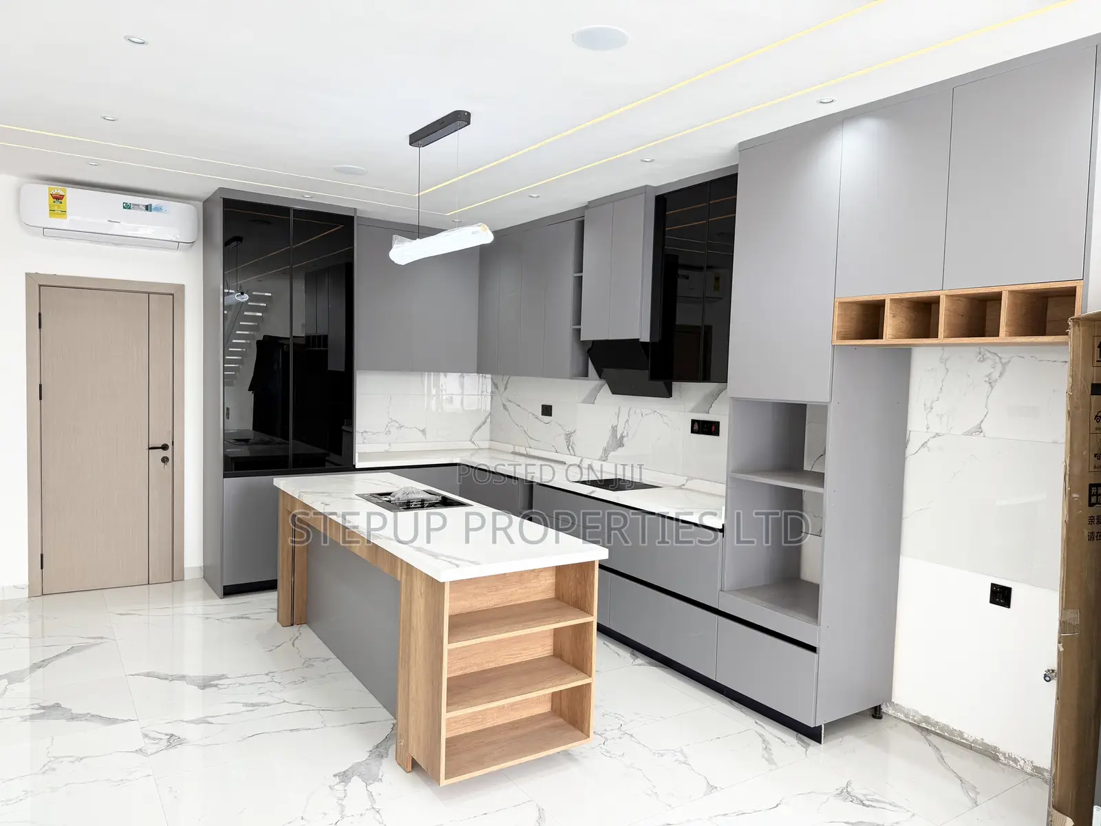 4bdrm House in Ashaley Botwe Little for sale
