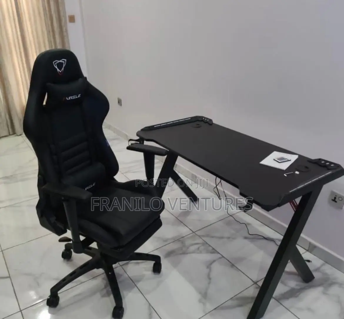 Dyrosky Gaming/Computer Desk