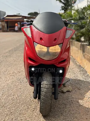 Yamaha Majesty 2016 Red