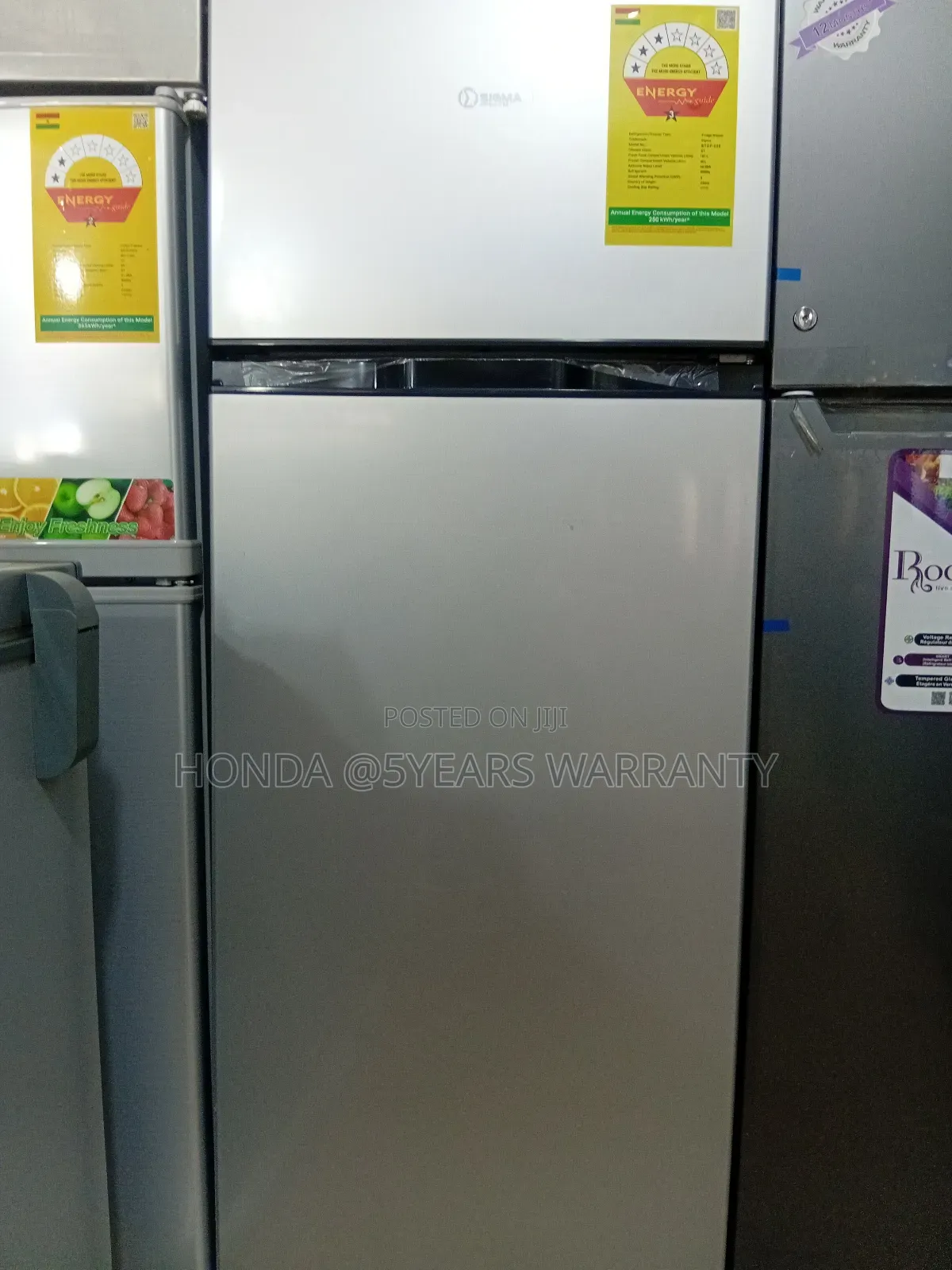 **Sigma 207-Litre Energy-Saving Refrigerator With Large Storage**Ĺ