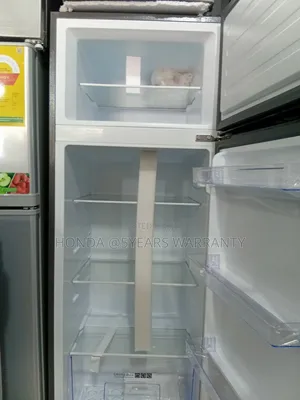 **Sigma 207-Litre Energy-Saving Refrigerator With Large Storage**Ĺ