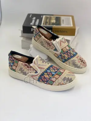 New Casual Foot