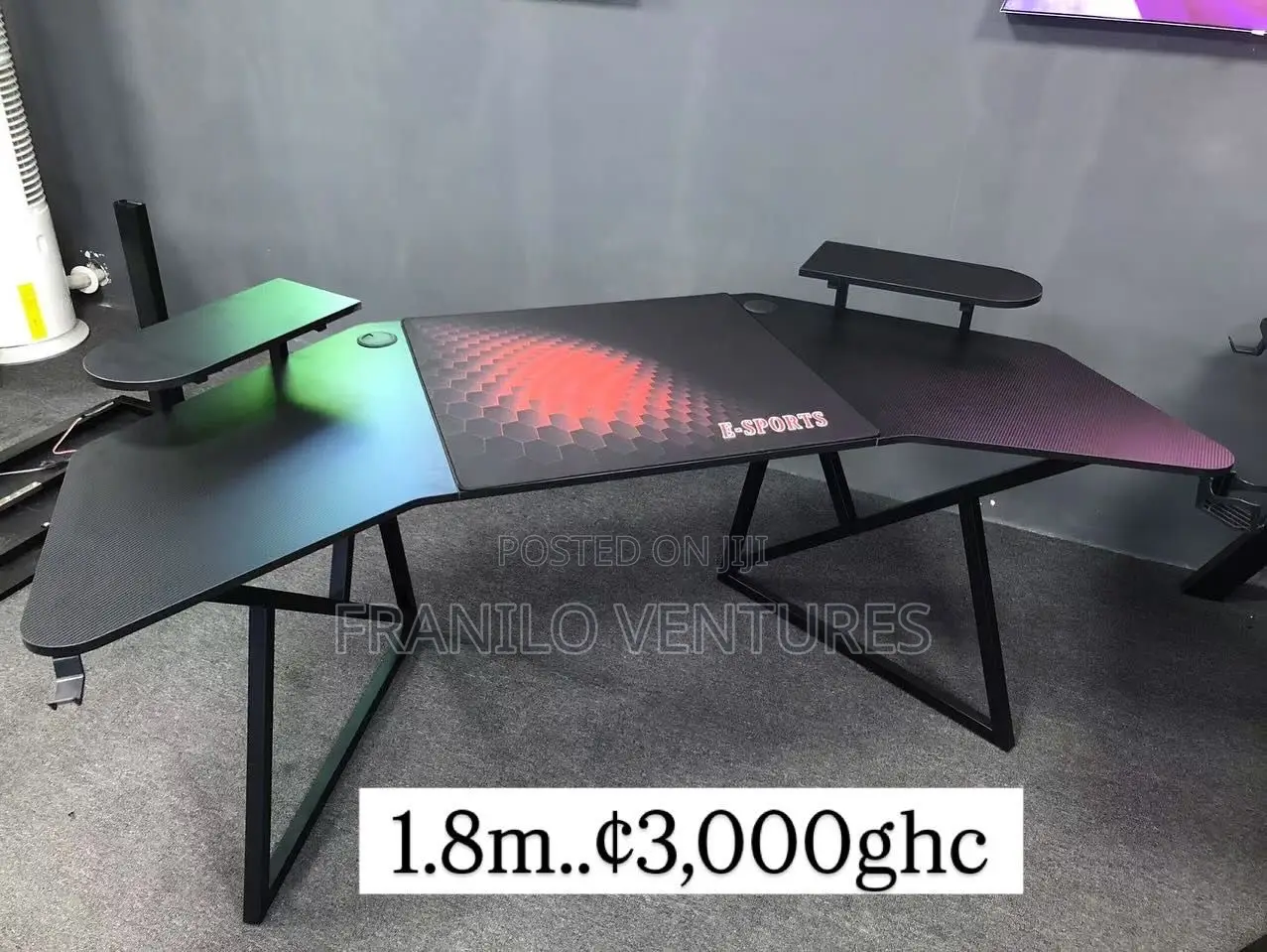 1.8m Extra Wide Gaming/ Studio/ Computer Desk