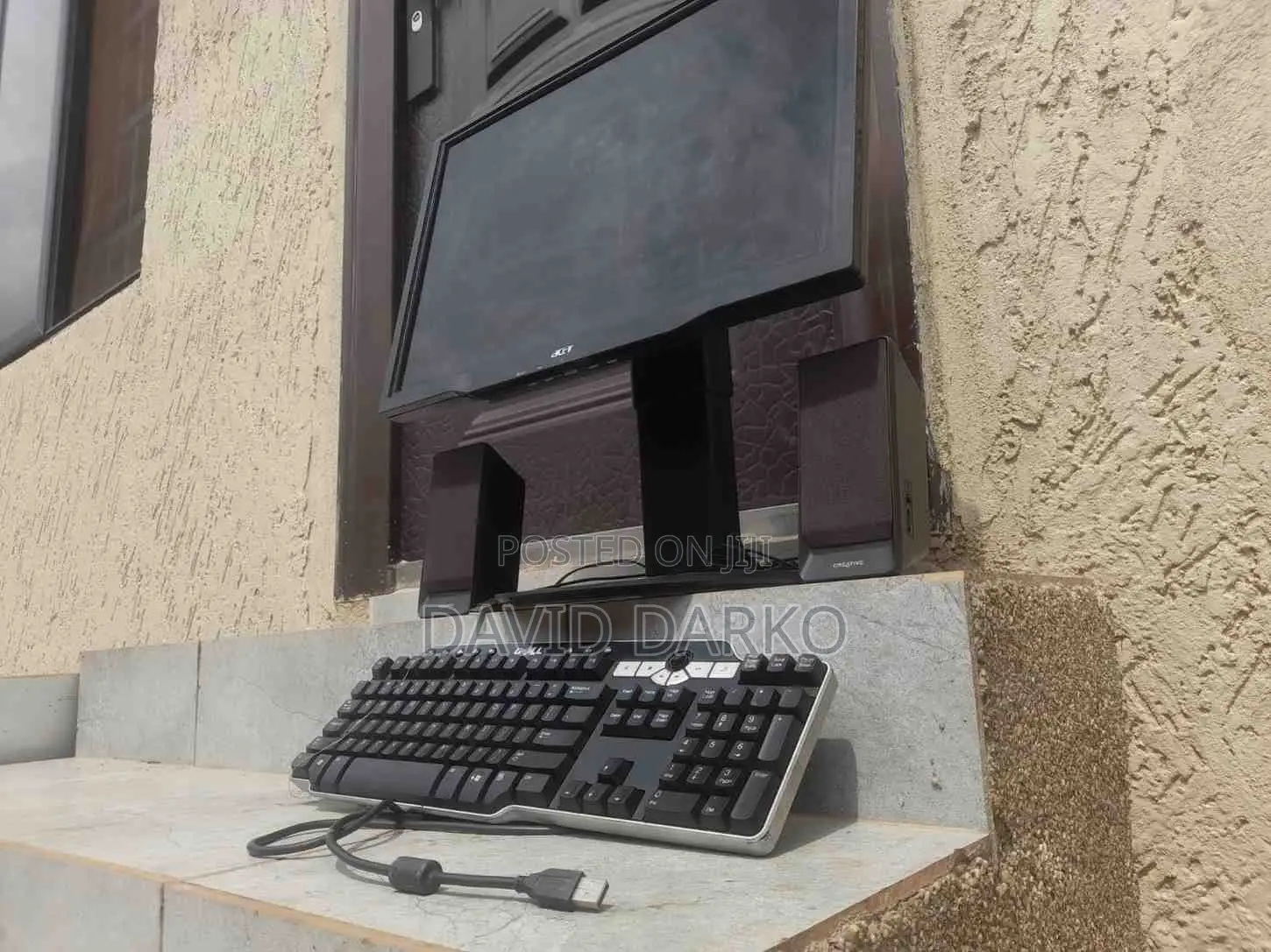 Acer X22w ,Dell Usb Keyboard and Creative A50 Dual Speakers