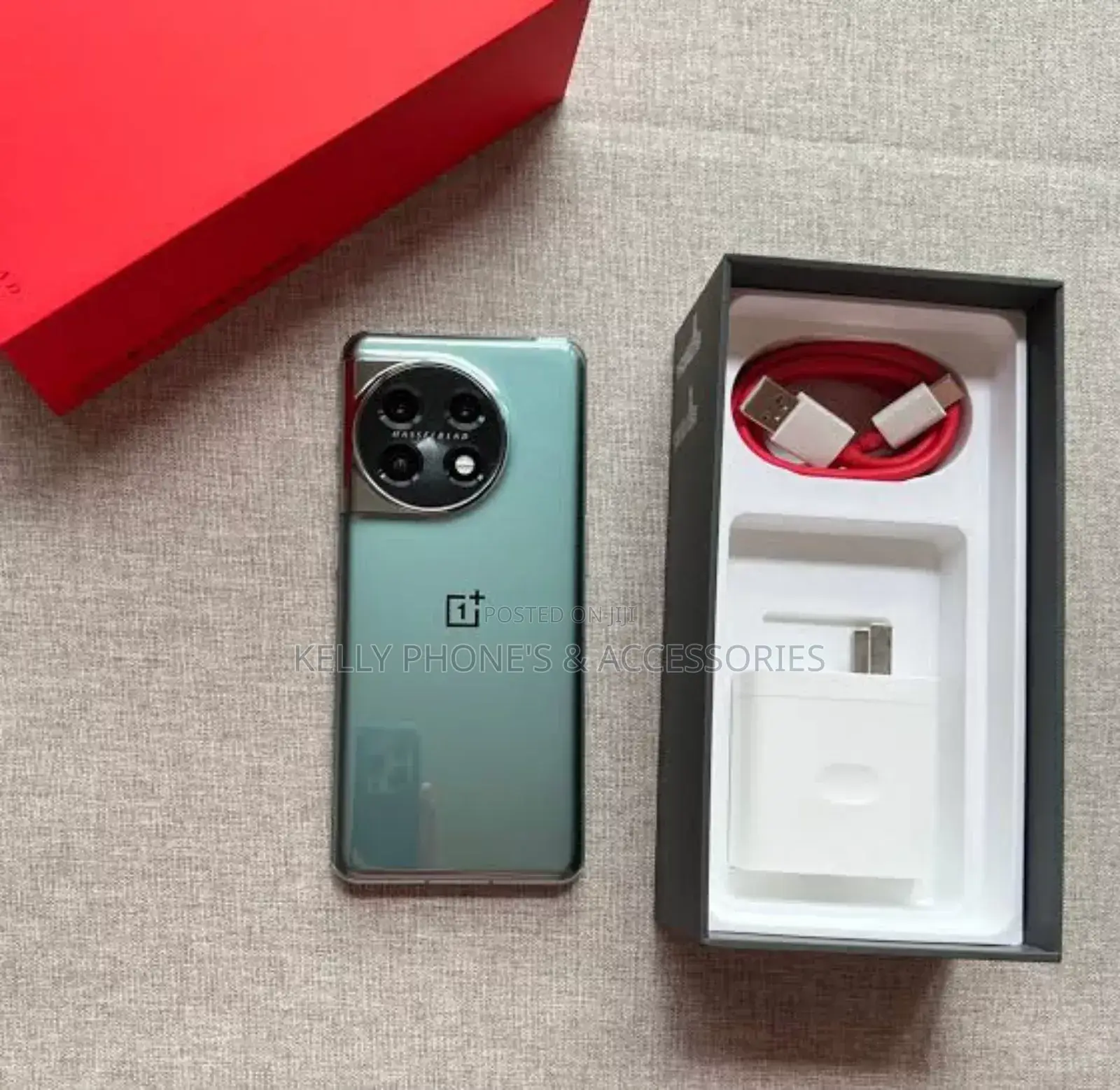 New OnePlus 12 512 GB Silver