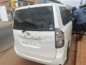 Toyota Voxy 2012 White