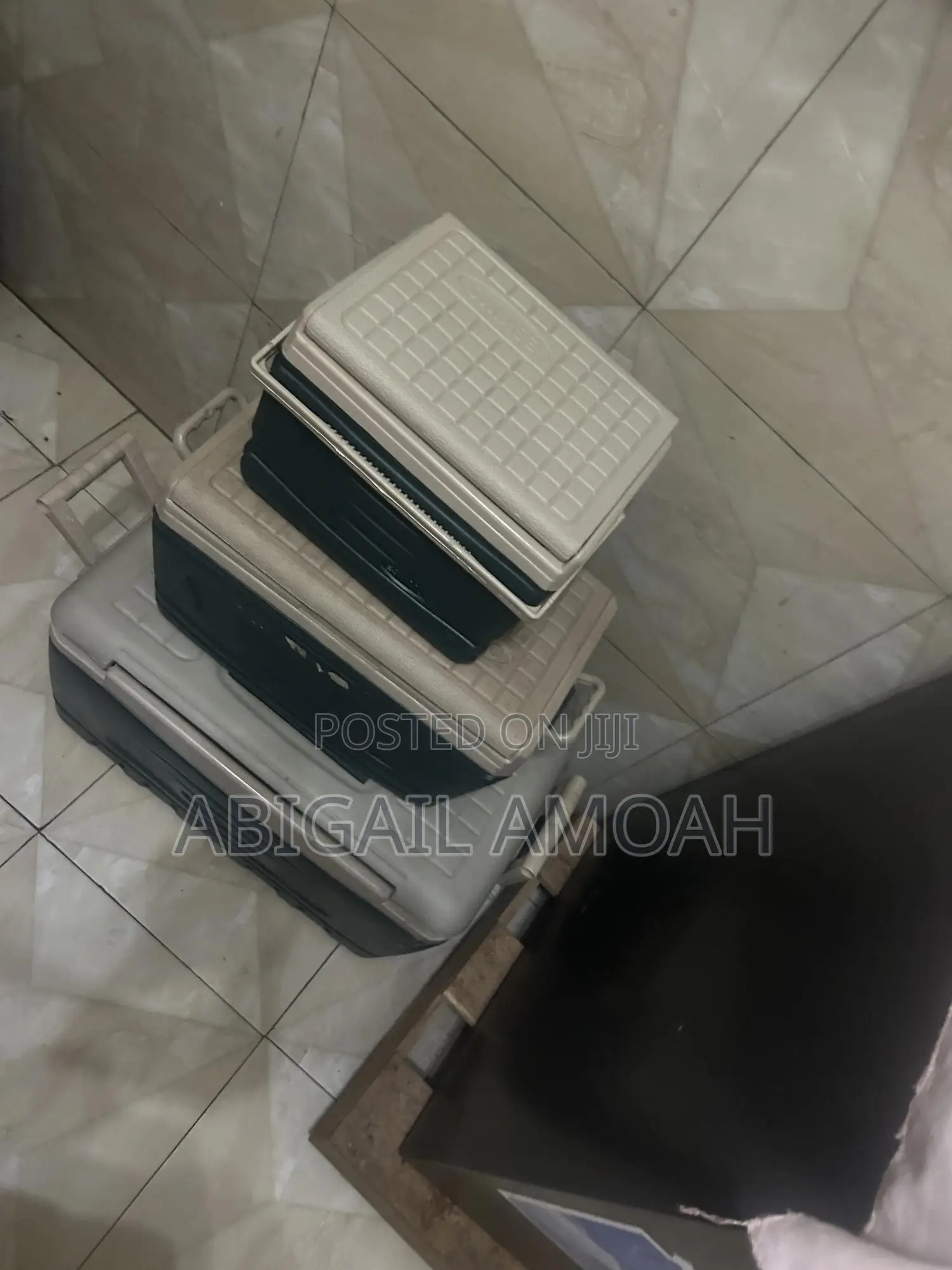 A 4 Set Ice Chest for Sale. Can Be Used You Both Industrial and Home