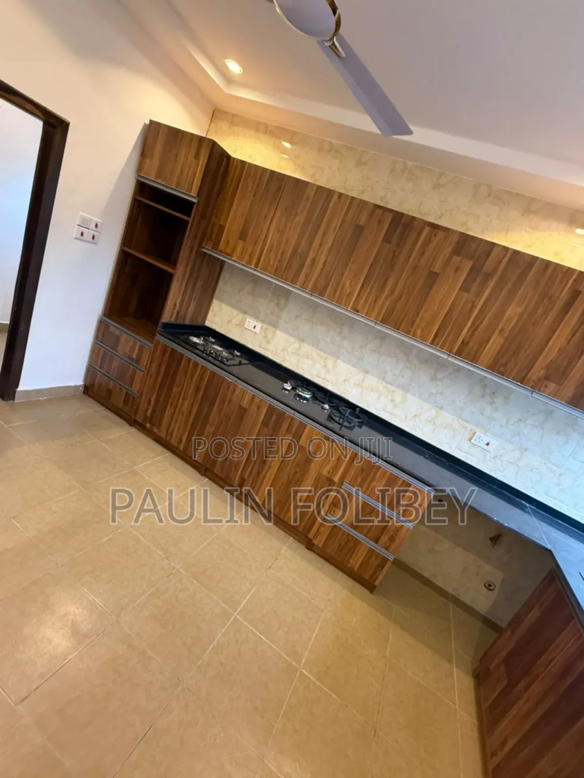 3bdrm Apartment in Dg Properties, Ablekuma for sale