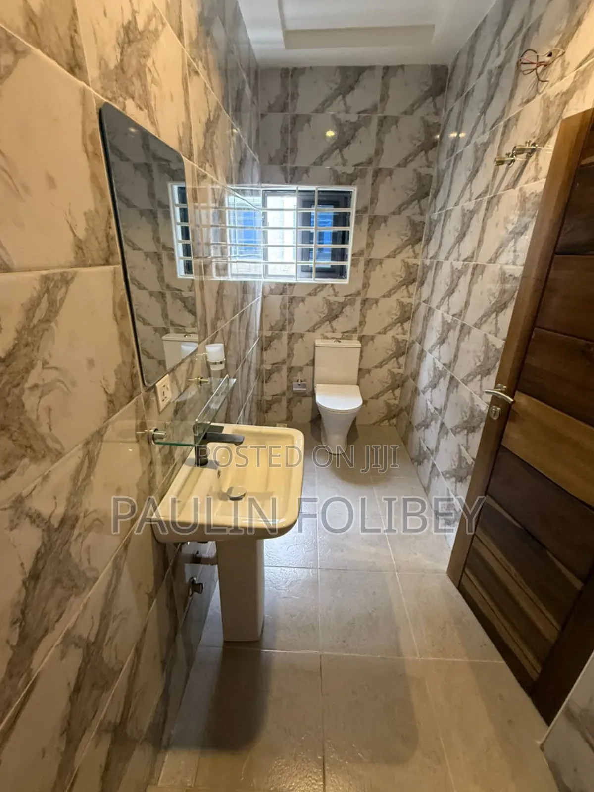 3bdrm Apartment in Dg Properties, Ablekuma for sale