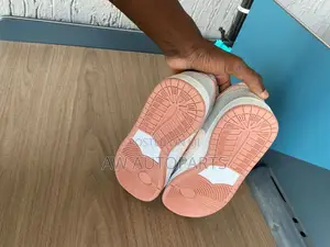 Nike Sneaker