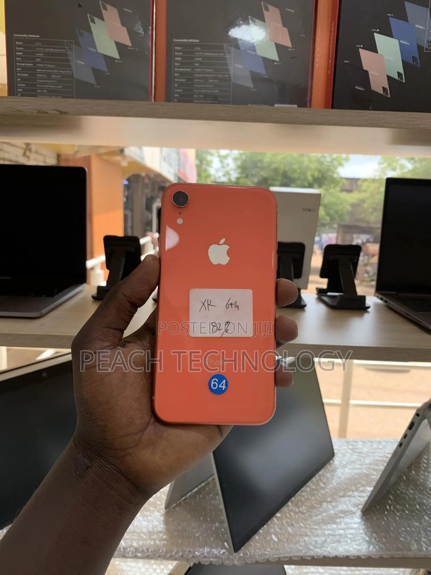 Apple iPhone XR 64 GB Orange