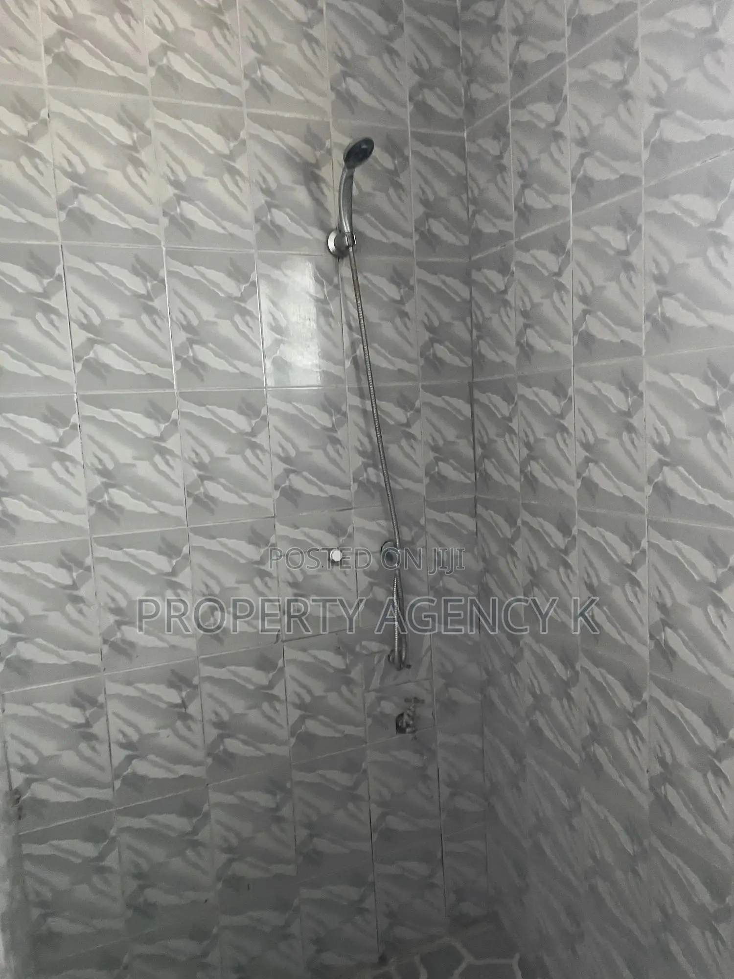 1bdrm Apartment in Kff, Old Barrier for rent