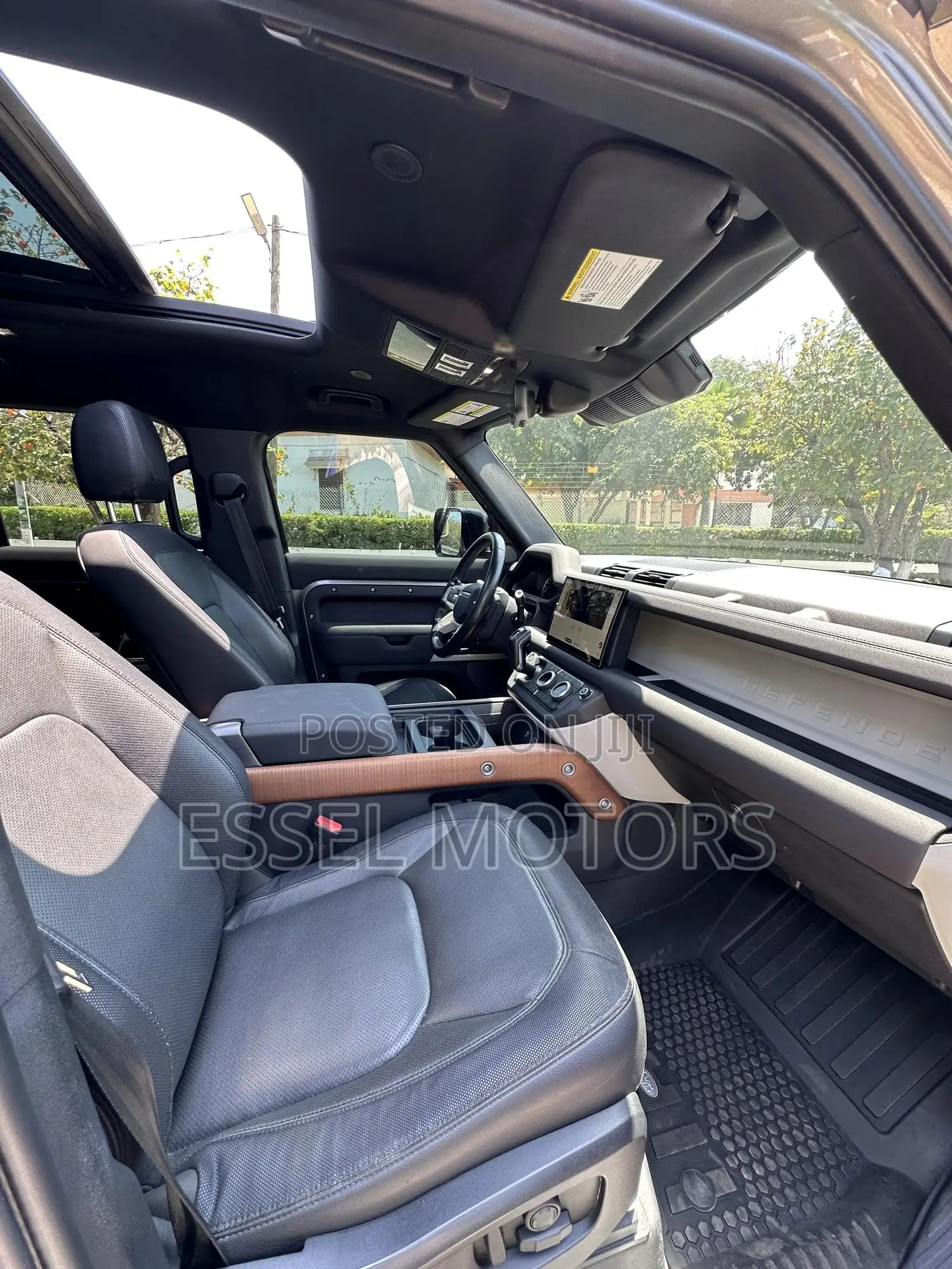 Land Rover Defender X-Dynamic SE 2024 Gray