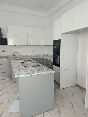 2bdrm Apartment in Hills, Police Station for rent