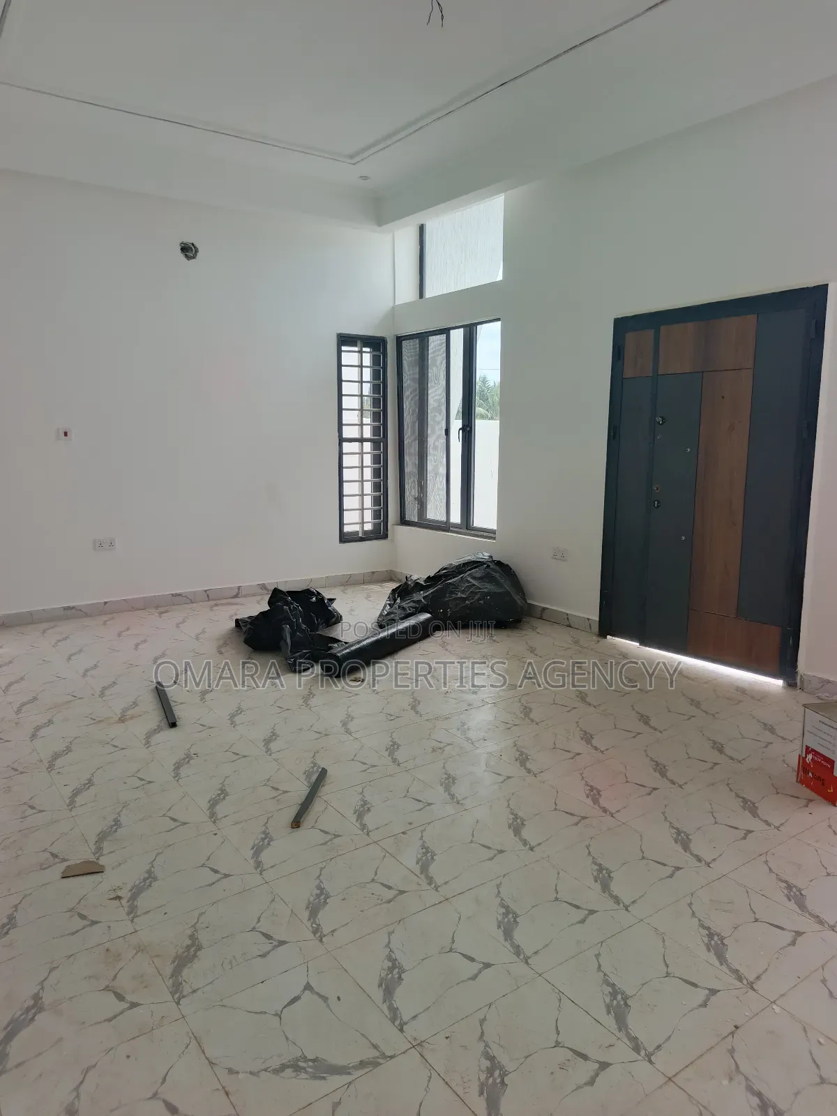 2bdrm Apartment in Hills, Police Station for rent