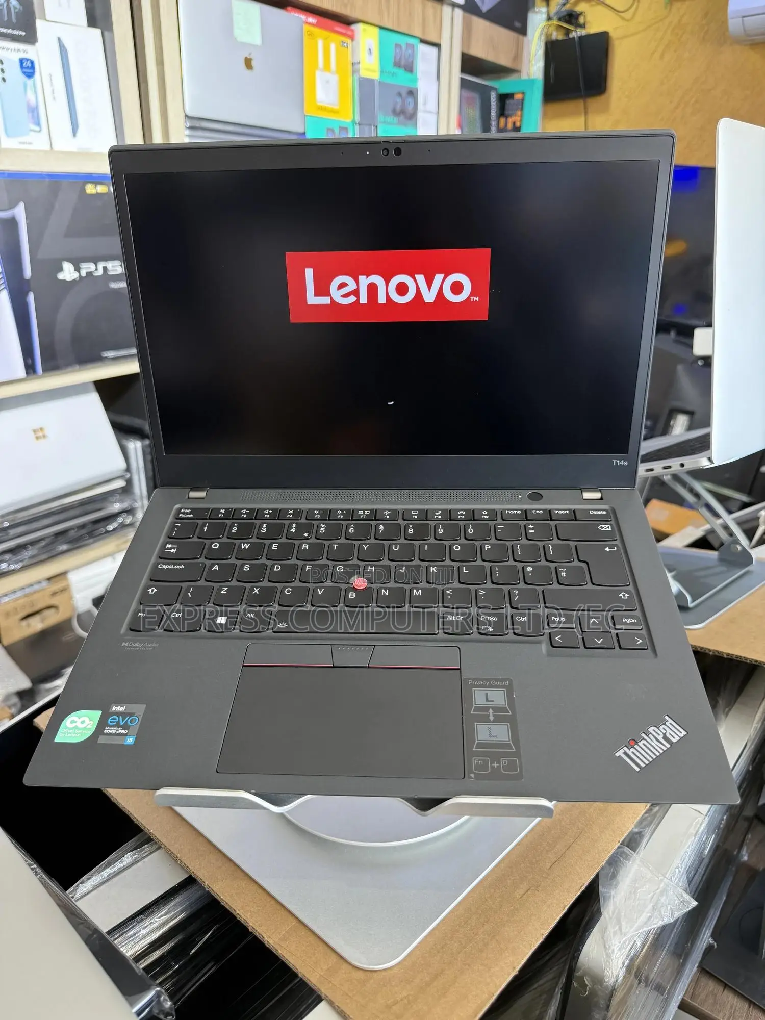 Laptop Lenovo Thinkpad T14s Gen 2 16GB Intel Core I5 SSD 256GB