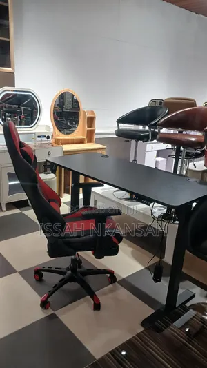 Games Chair and Table