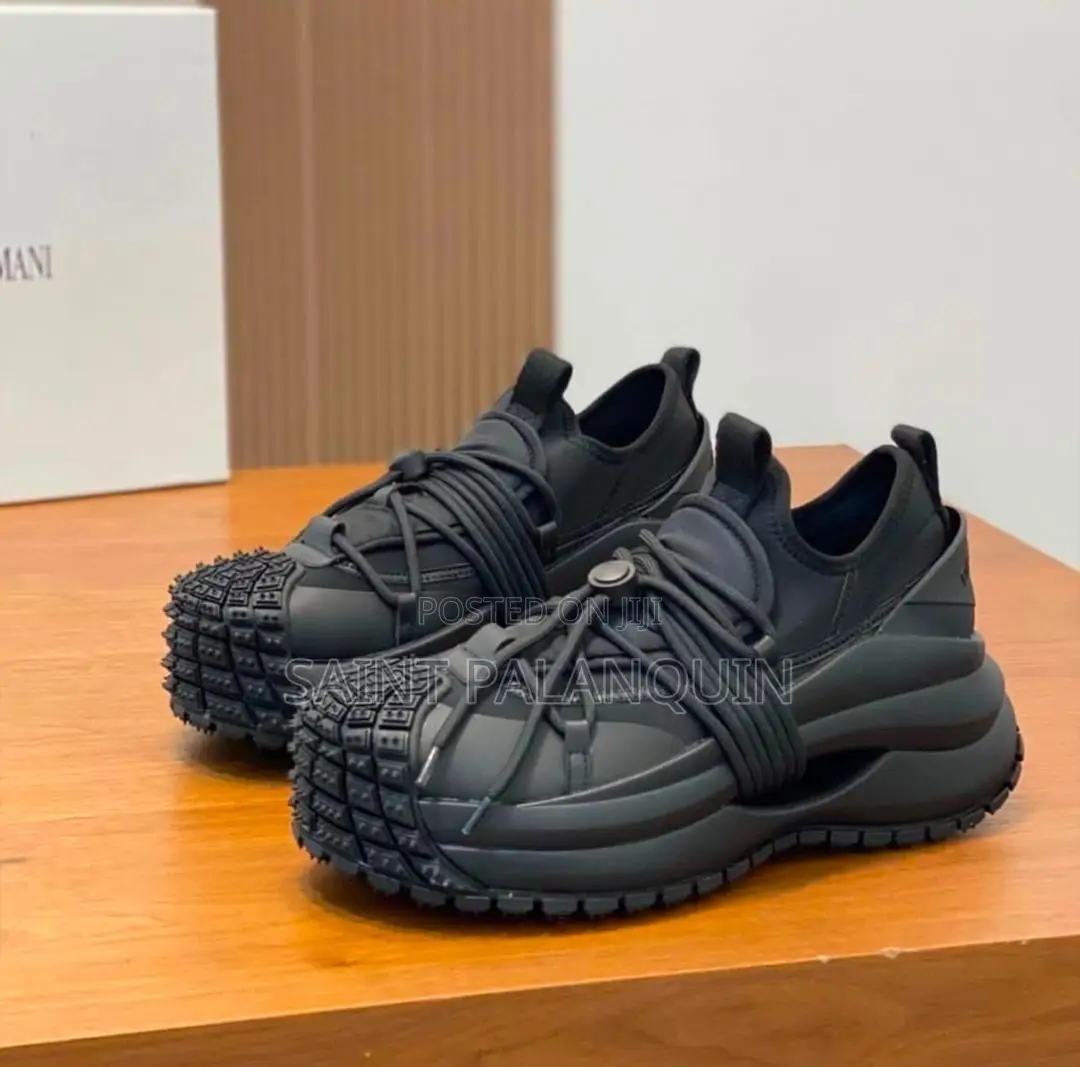 Emporio Armani  Sneakers