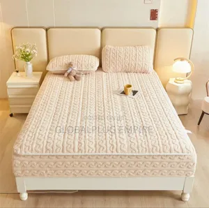 Luxury Jacquard Bedding Set Bed Sheet and Pillowcases Quality