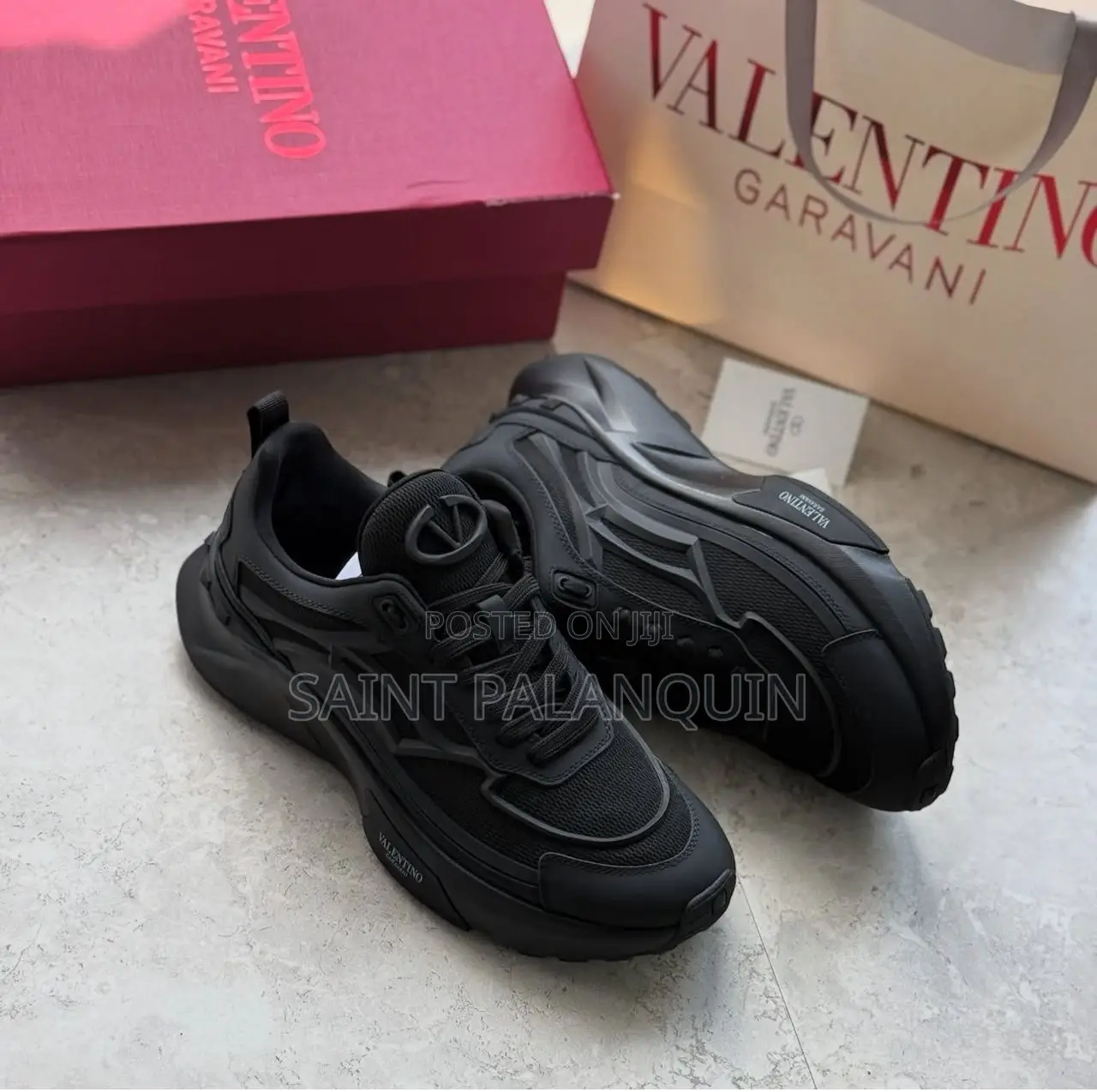 Valentino Garavani Black
