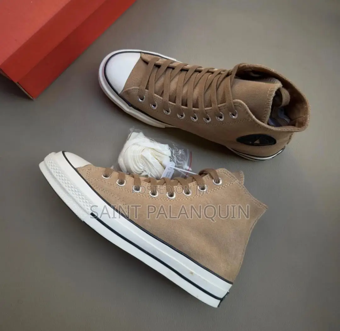 Chuck Taylor Converse