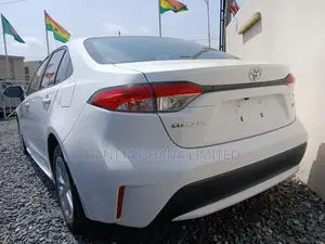 Toyota Corolla 2020 White