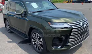 Lexus LX LX 700h 2025 Green