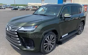Lexus LX LX 700h 2025 Green