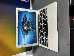 Laptop Apple MacBook Air 4GB Intel Core I5 SSD 128GB