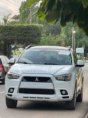 Mitsubishi Outlander Sport 2015 White