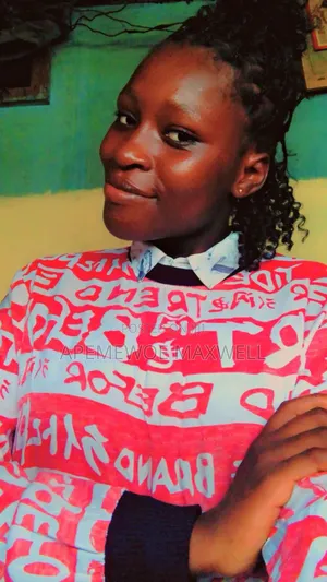 Esther Mawusi Cv