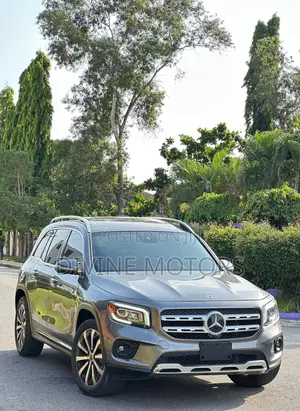Mercedes-Benz GLB-Class GLB 250 4MATIC 2022 Gray