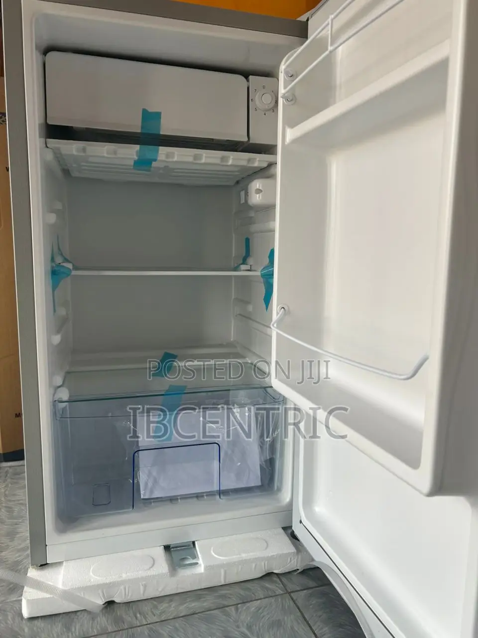 Nasco Table Top Refrigerator