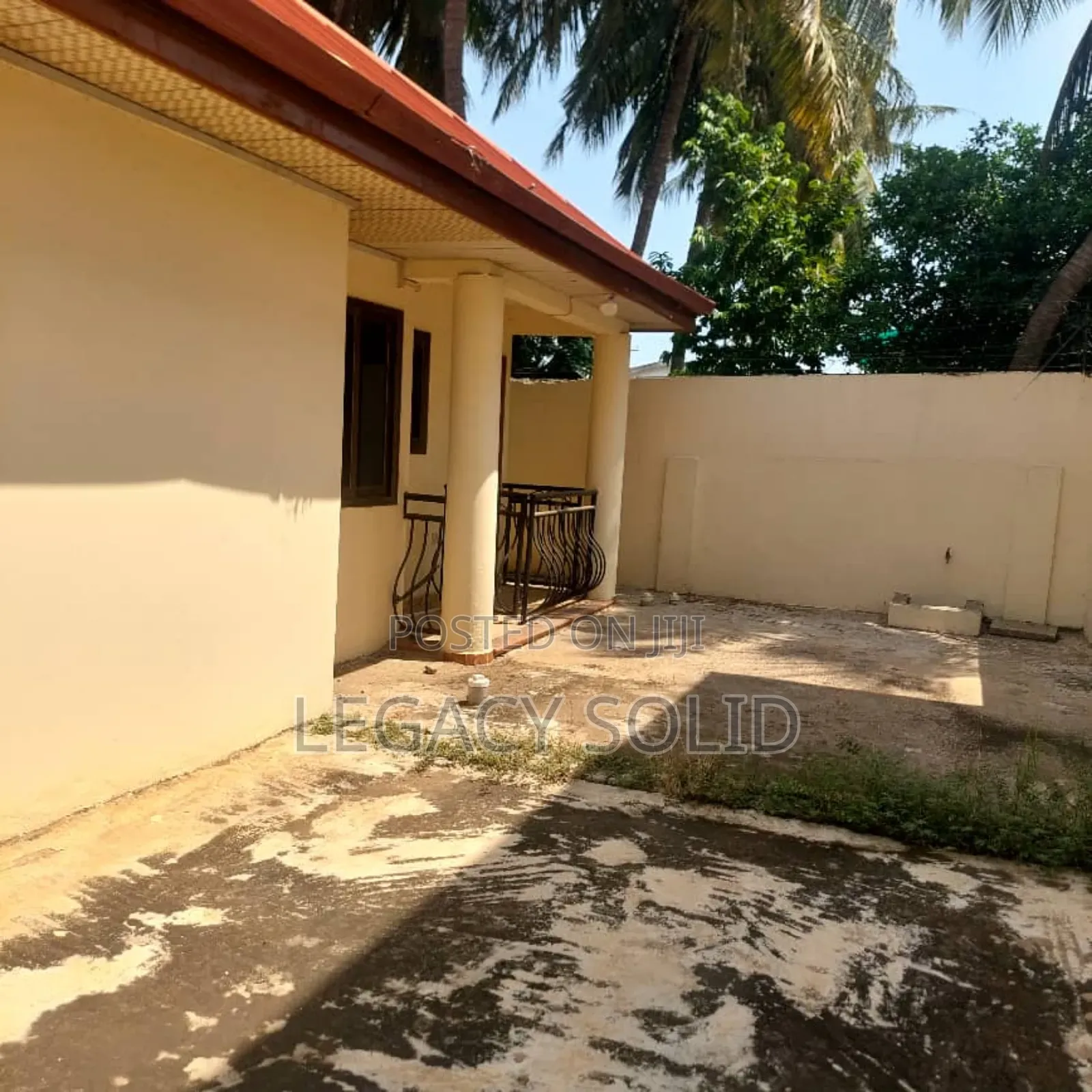 3bdrm House in Legacy  Solid Real, Spintex for rent