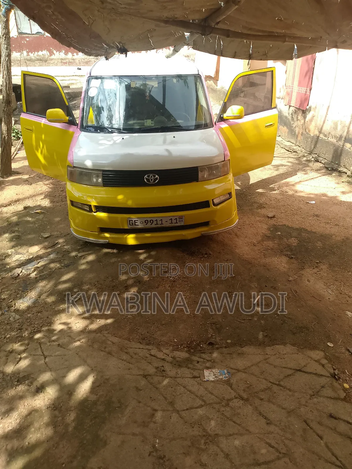 Toyota Stallion 2000 Ivory