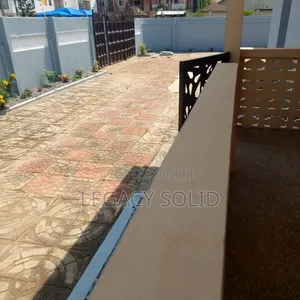 3bdrm House in Legacy Solid Real, Spintex for rent