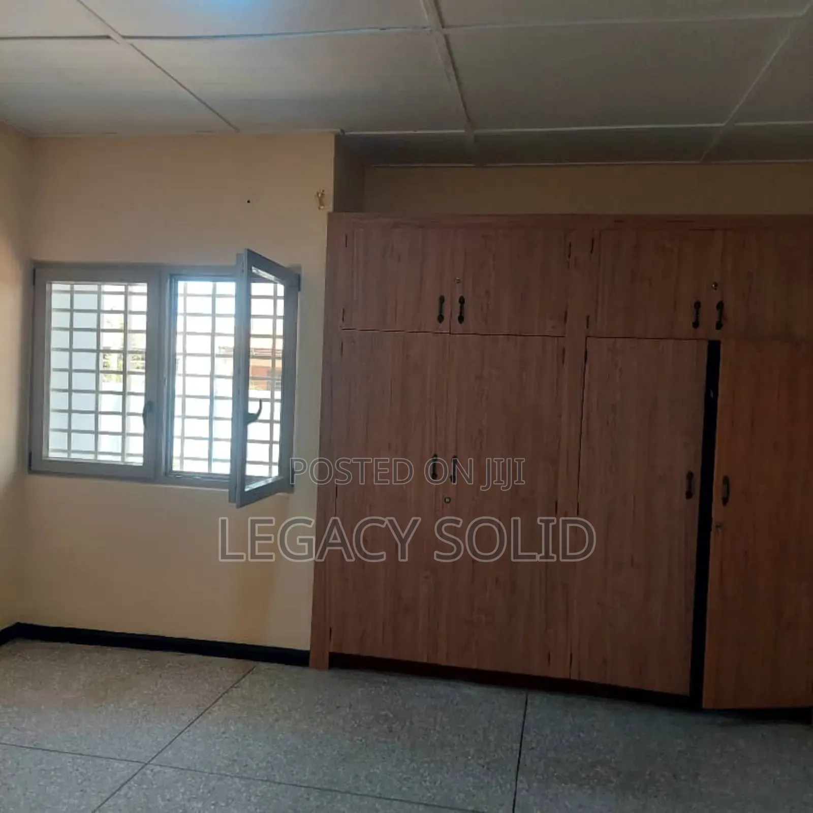 3bdrm House in Legacy Solid Real, Spintex for rent