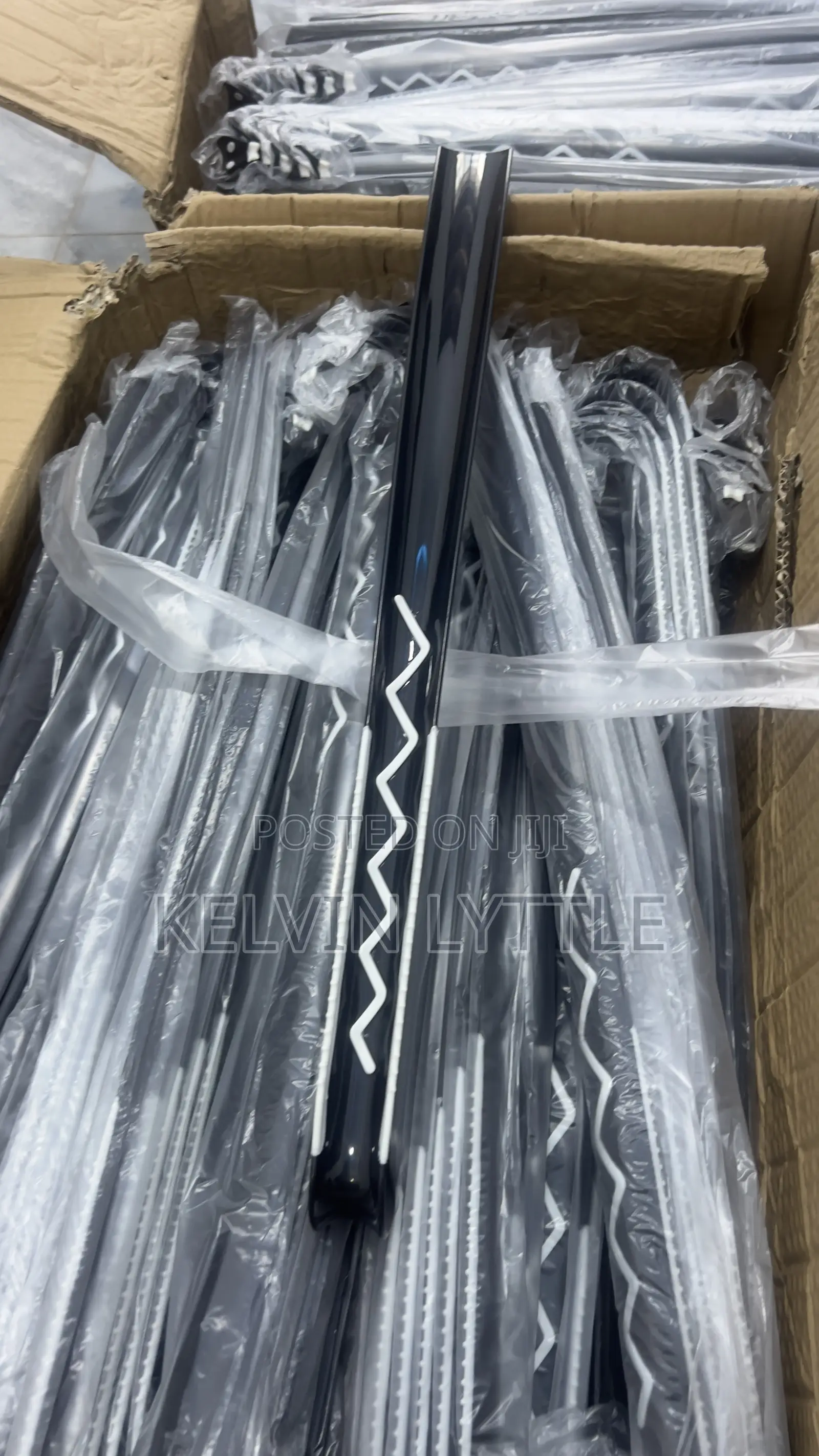 Shoe Horns (Long and Easy Fit )