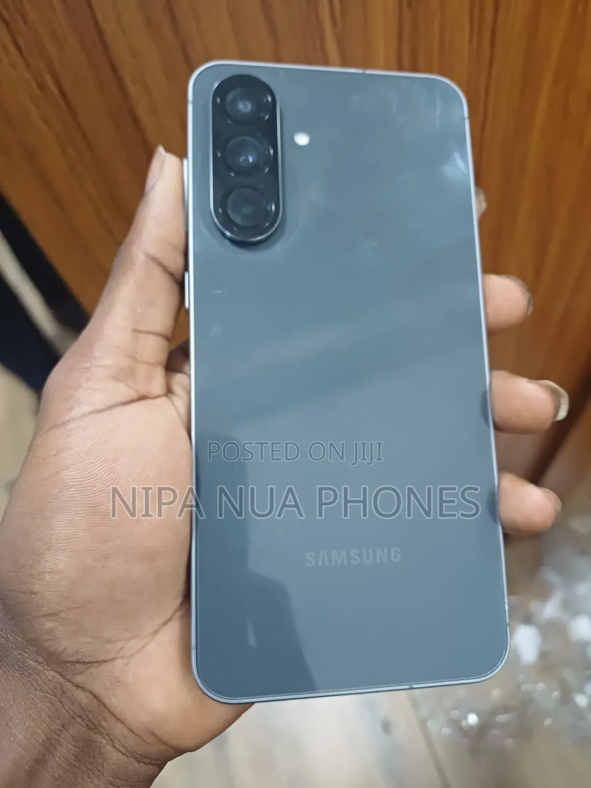 New Samsung Galaxy A56 256 GB Gray