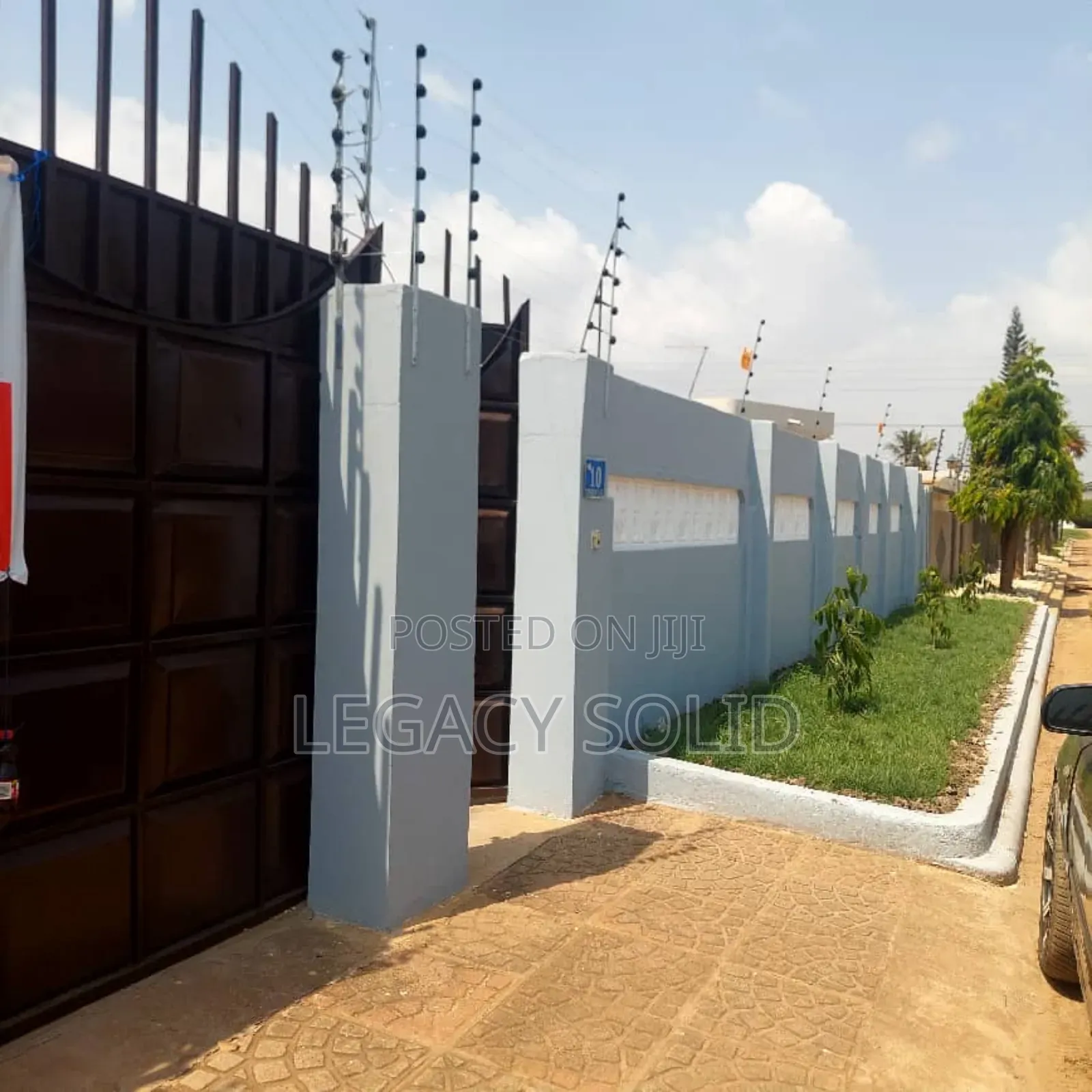 3bdrm House in Legacy Solid Real, Spintex for rent
