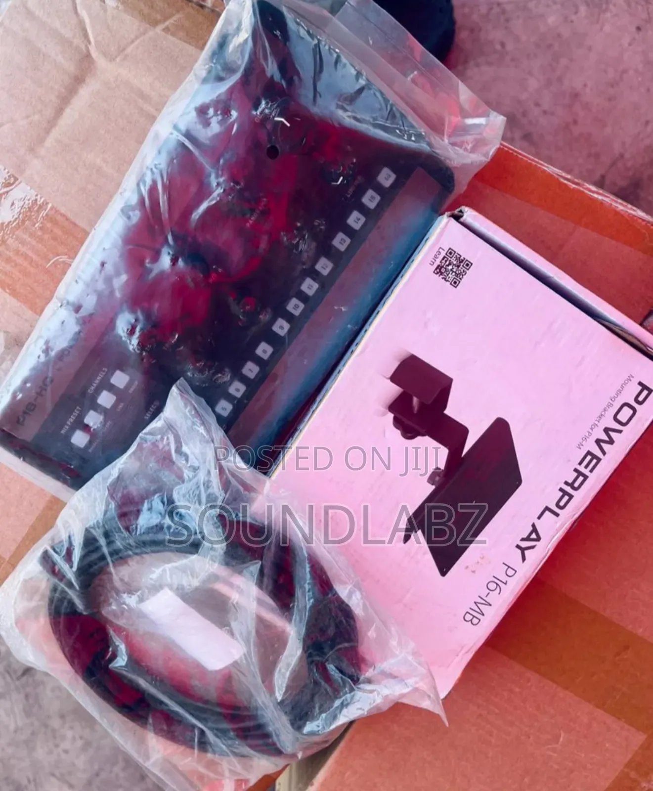 Behringer P-16hq And Bracket For Sale