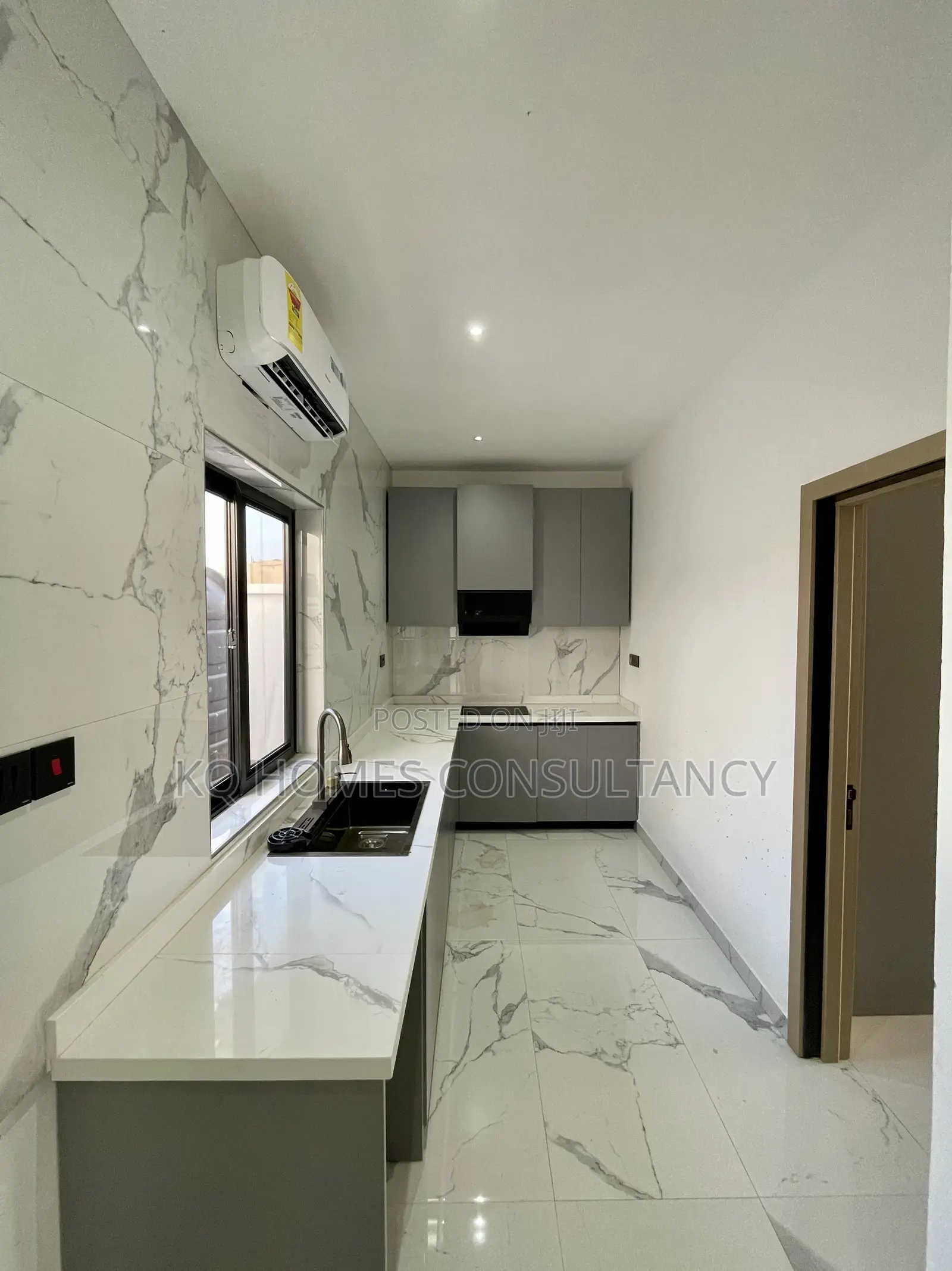 4bdrm House in Ashaley Botwe for sale