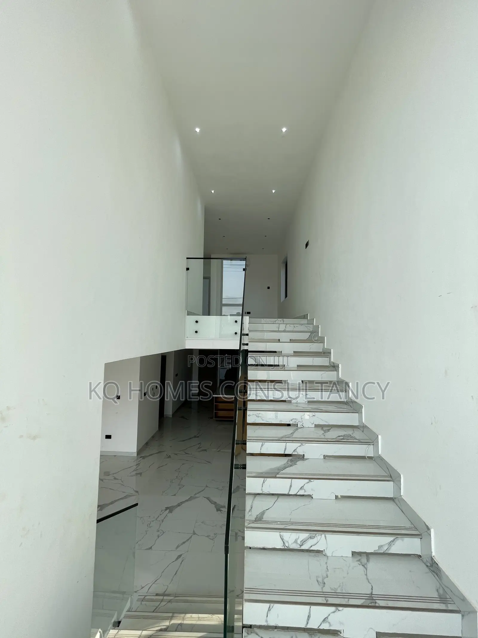 4bdrm House in Ashaley Botwe for sale
