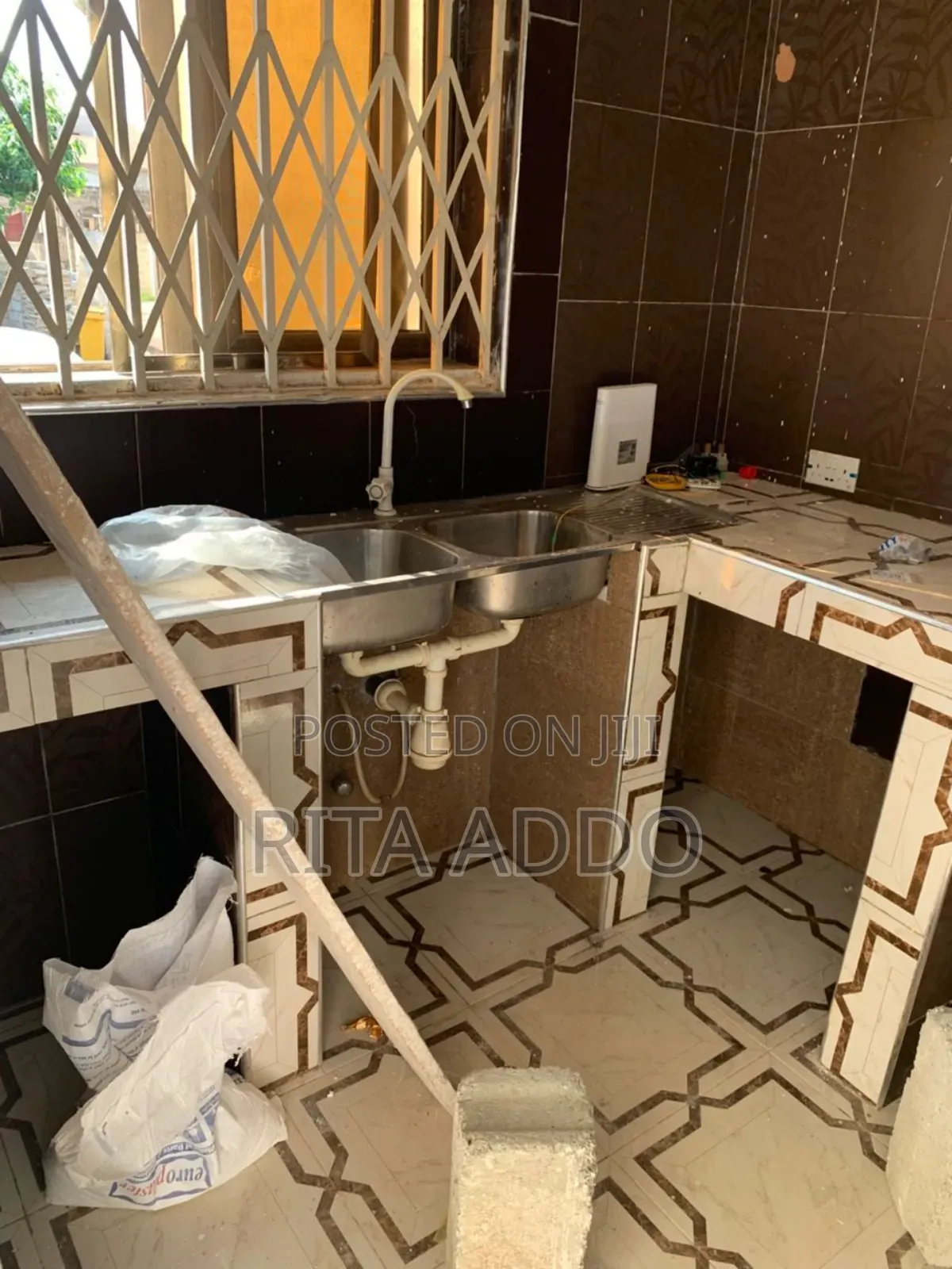1bdrm Apartment in Lakeside for rent