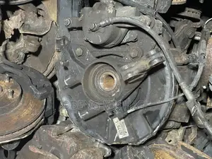 Front Hub Elantra
