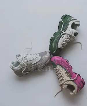 New Balance Sneaker