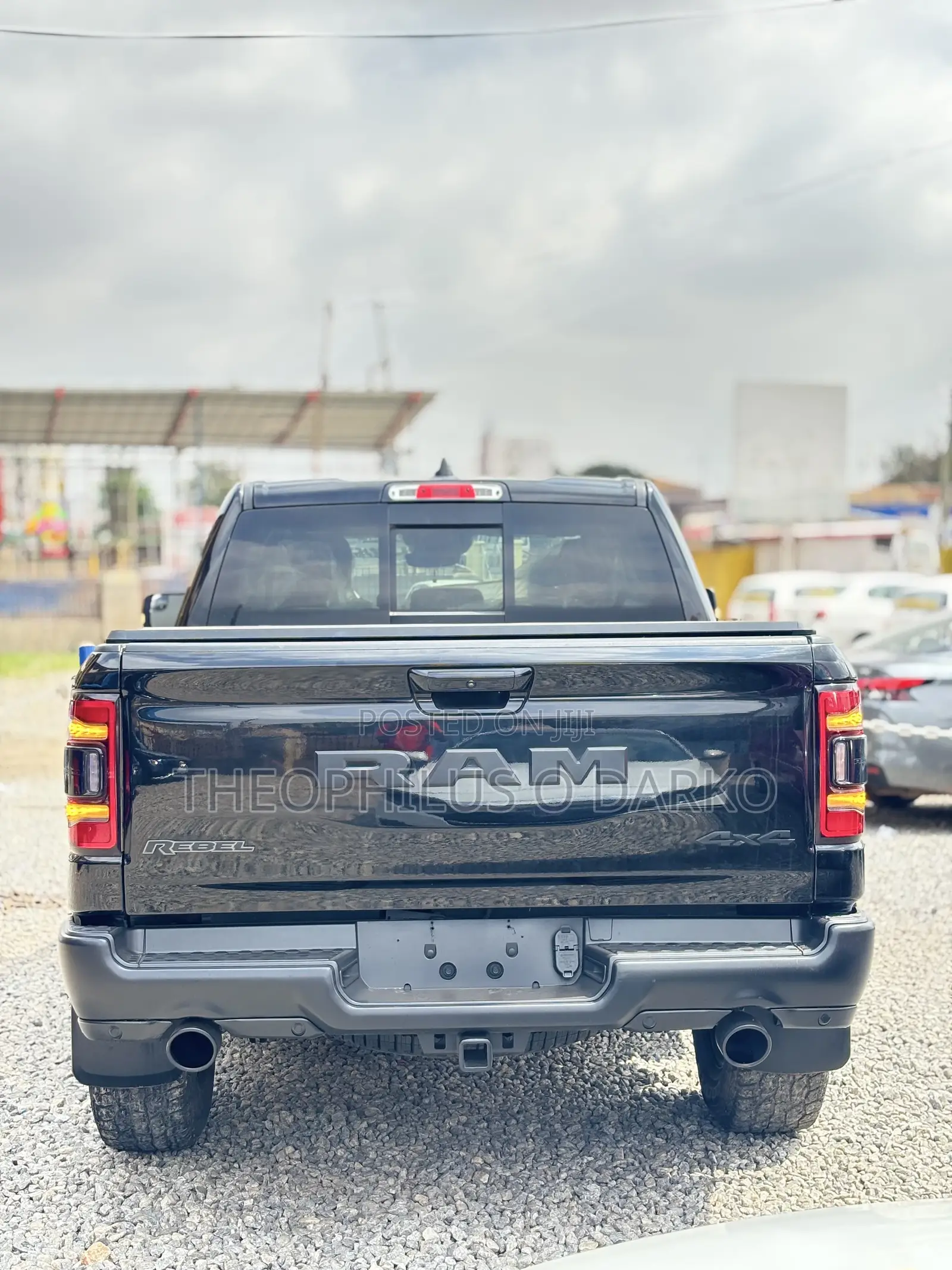 Dodge RAM 1500 5.7 Petrol AWD 2022 Black