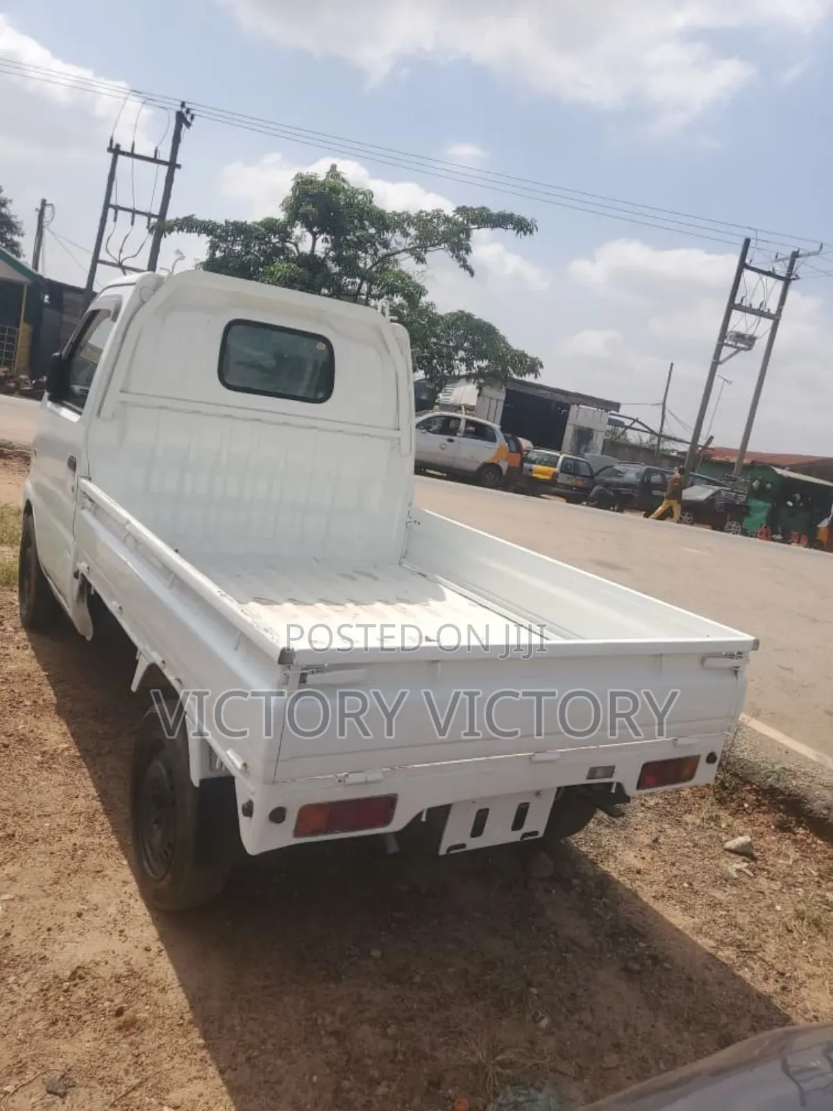 Suzukii Mini 2009 White Foreign Used. In Good Condition